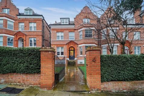 Langland Gardens, Hampstead, London, NW3