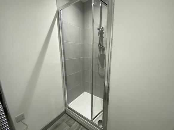 1 bed Apartment to rent Image 7