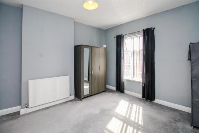 2 bed Terraced for sale Image 6