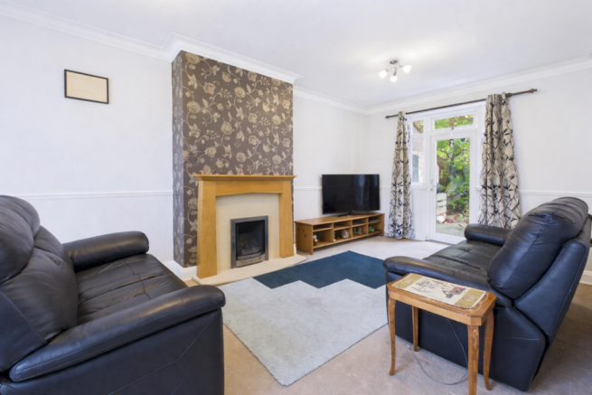 CAM04279G0-PR0337-STILL015