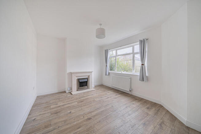 1403293-1-6972618...