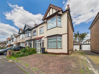 Belfairs Drive, Romford