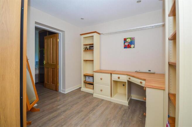 3 bed Detached Bungalow for sale Image 11