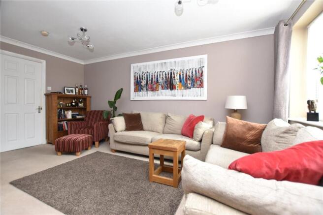 2 bed Town House for sale Image 12