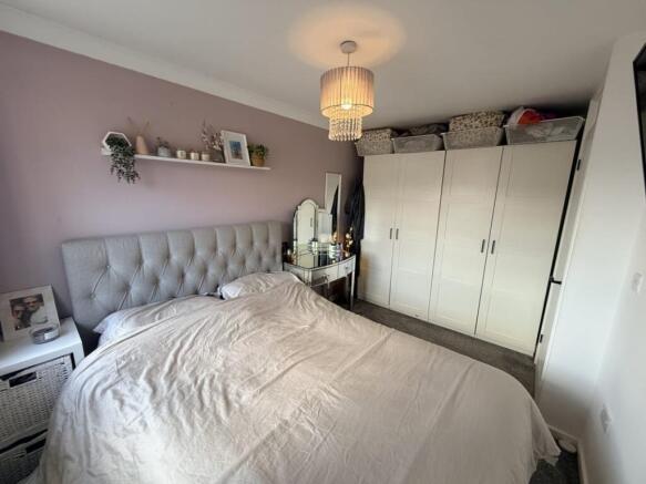 3 bed Semi-Detached for sale Image 10