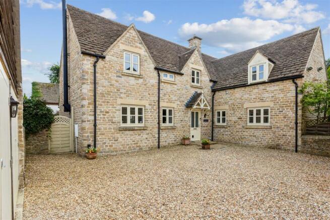 Eastington House 322709 01 enh.jpg