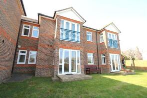 Flat 4, 58, St Leonards Avenue, Hayling Island PO11 9BZ