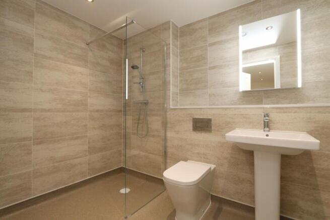 2 bed Apartment for sale Image 7