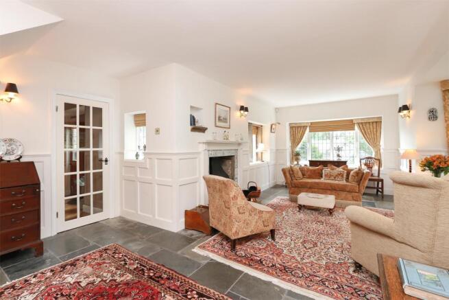 Living Room.jpg