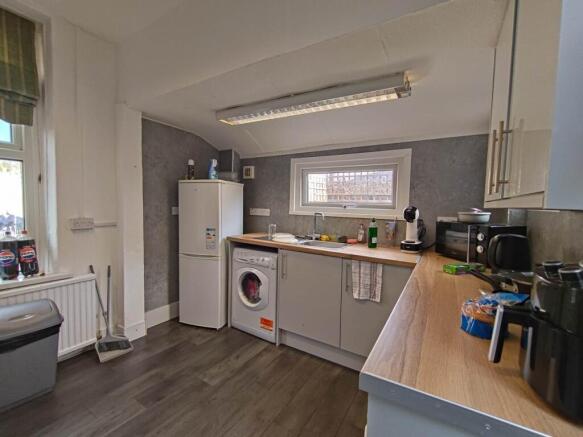 Kitchen (3)