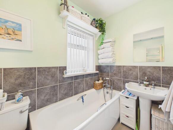 2 bed End of Terrace for sale Image 8
