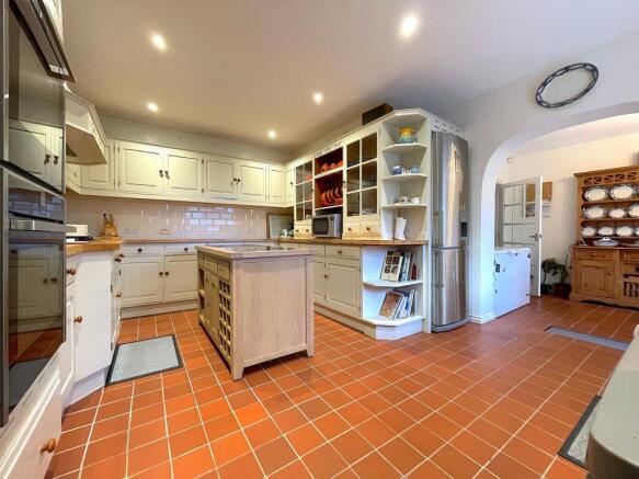 Kitchen (1)