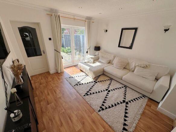 Second Lounge/Dining Room