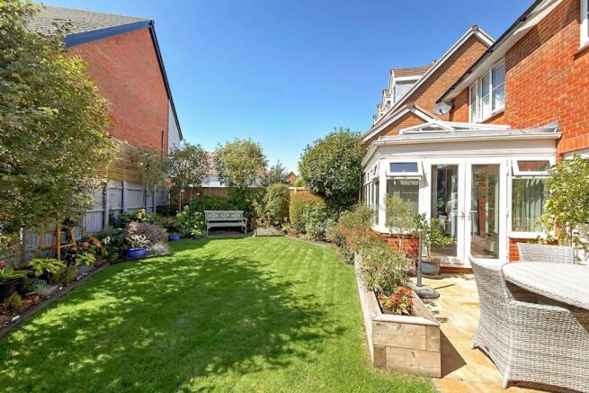 Hornbeam Avenue, Angmering, BN16 photo 4