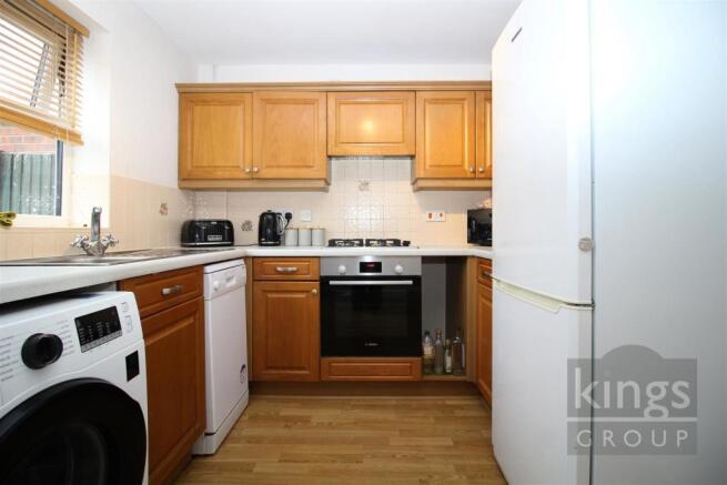 Kitchen 1.jpg