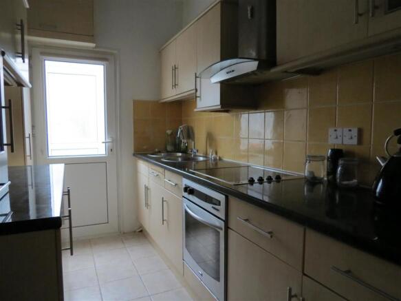 Kitchen: