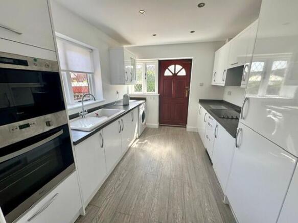 2 bed Bungalow to rent Image 7