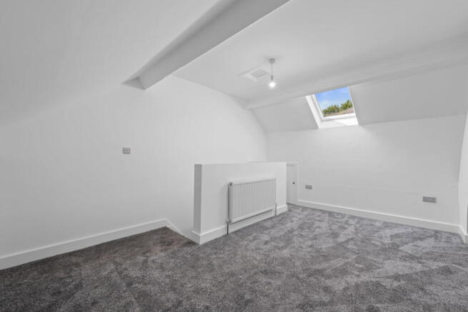 3 bed Terraced for sale Image 12