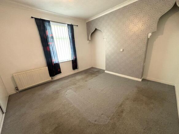 2 bed Terraced for sale Image 11
