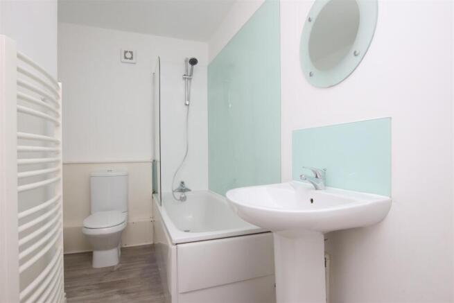Bathroom.JPG