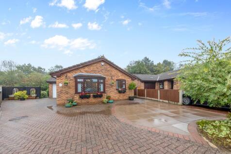Inglewood Close, Birchwood, WA3