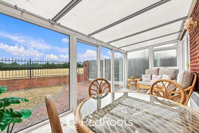 2 bed Bungalow for sale Image 8