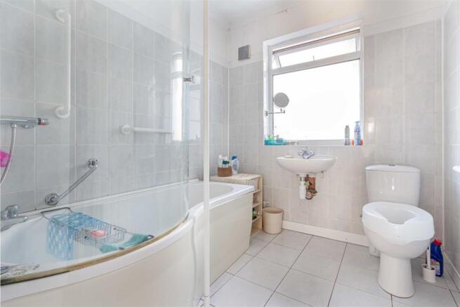 Bathroom-1.jpg