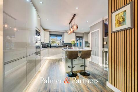 Eglinton Drive, Chancellor Park, Chelmsford, Essex, CM2