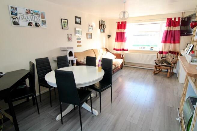 Dining Area/Lounge