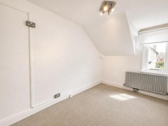 2 bed Apartment for sale Image 9