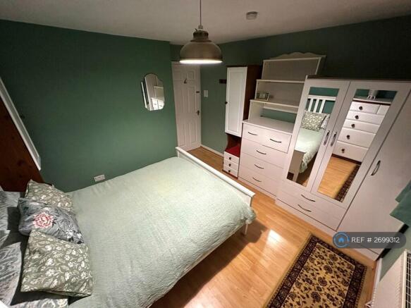 Largest b/Room