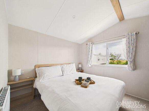 2 bed Park Home for sale Image 8