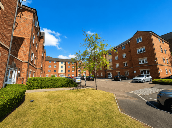 A Home Ready When You Are. with Allocated Parking