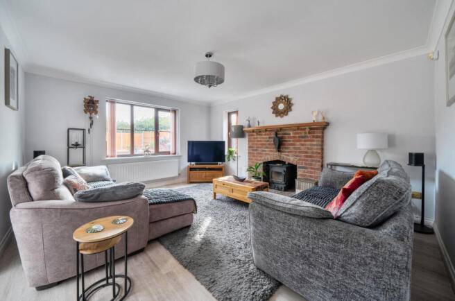 Towbury Court, Kilmore Lane, Twyning photo 4
