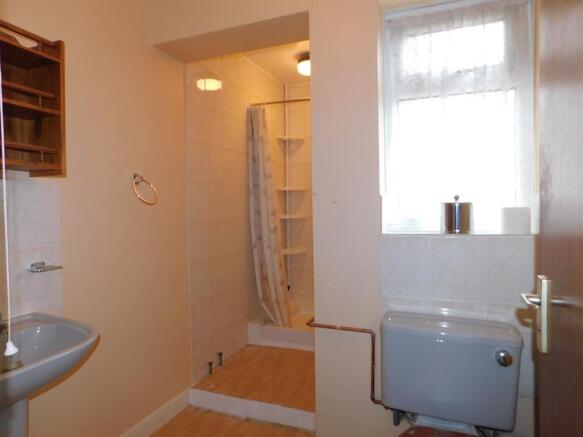 Shower Room 1