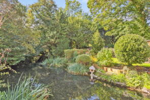 Waters Edge, Carmel Terrace, Mongewell, Wallingford OX10 8BX