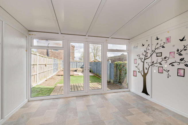 Cedar Avenue, Spixworth, NR10 photo 4