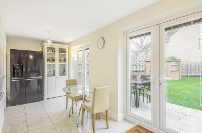 Kitchen Dining Area