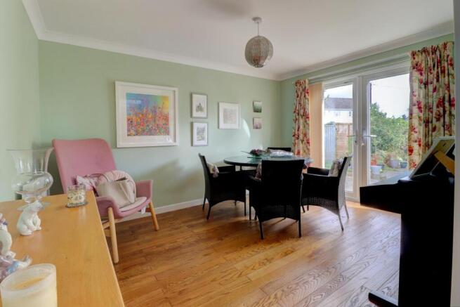 Dining room.jpg