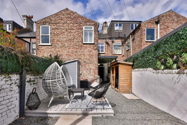 2 bed Terraced for sale Image 5