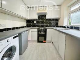 40, Cibbons Road, Basingstoke RG24 8TD