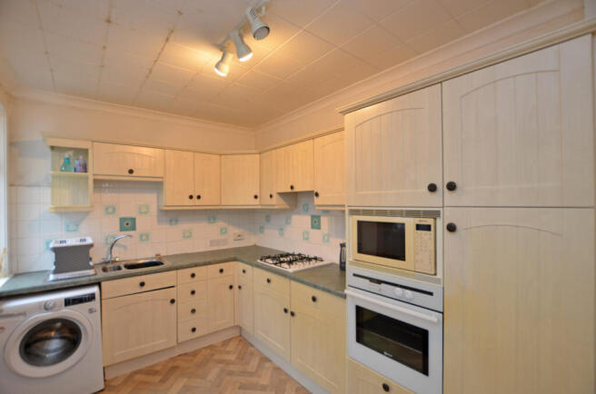 25 Marchmont Road, Ayr, KA7 2SB photo 4