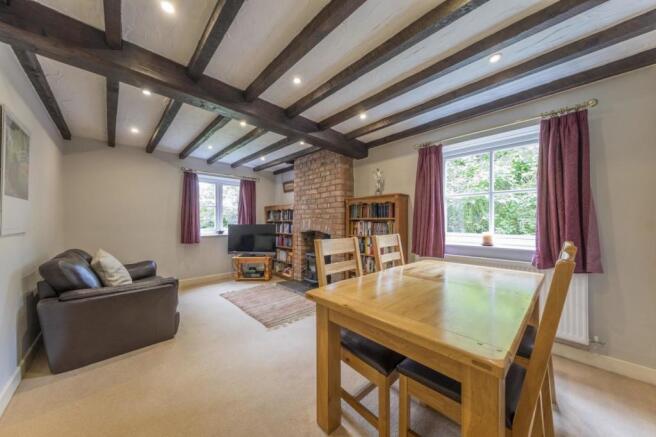 Sitting/Dining Room
