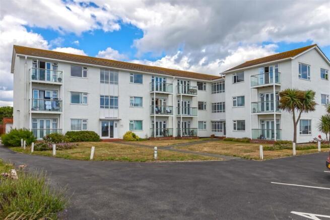 Windsor Court_14.jpg