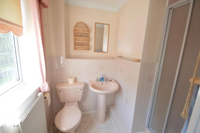 En-suite shower