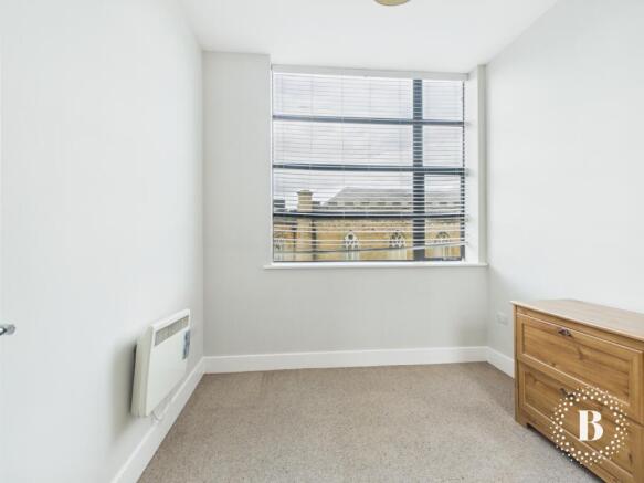 2 bed Apartment for sale Image 8
