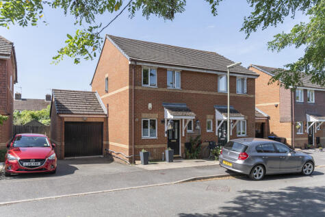 Stepgates Close, Chertsey, Surrey.