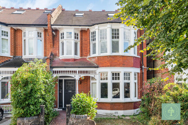 3 Bedroom Flat for Sale