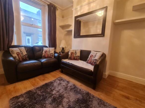 RECEPTION ROOM 1