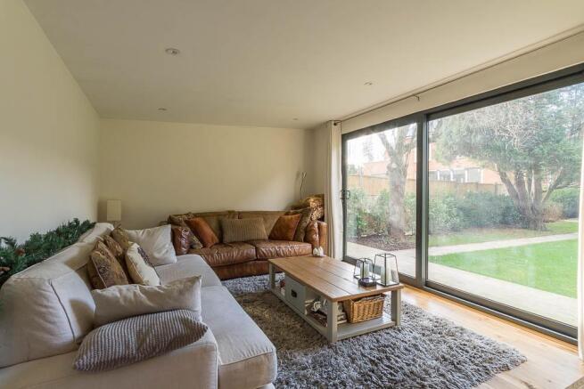 Annexe lounge